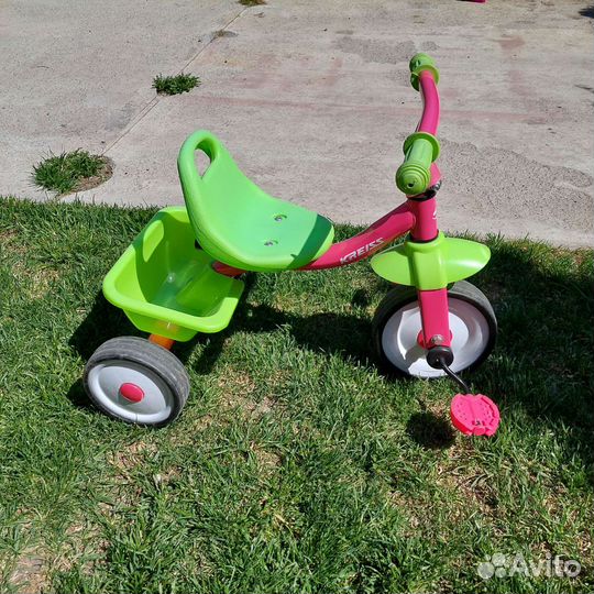 Трехколесный велосипед