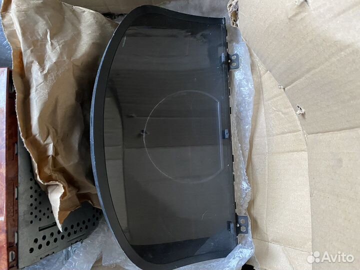 Toyota crown салон grs182