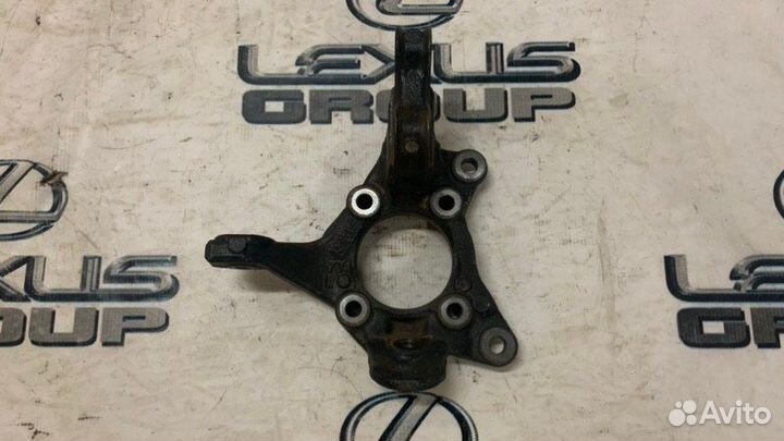 Кулак поворотный лев. перед. Lexus RX450h
