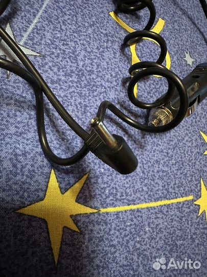 Зарядное устройство