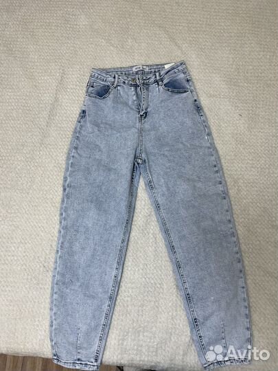 Продам джинцы женские