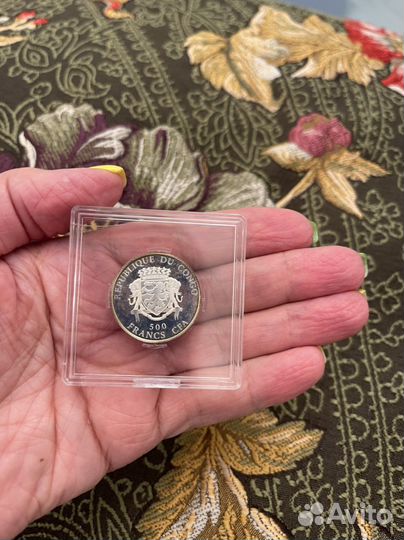 Монета на удачу серебряная + позолота 500 франков