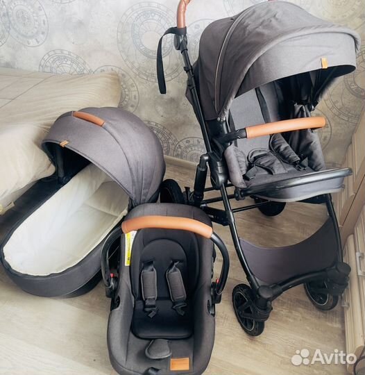 Коляска 3 в 1 luxmom бу