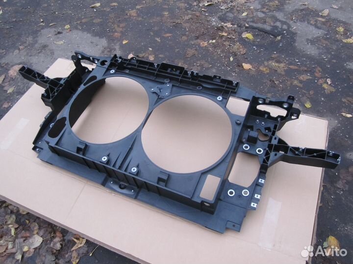 Передняя панель телевизор Infiniti M/Q70 Y51 10-19