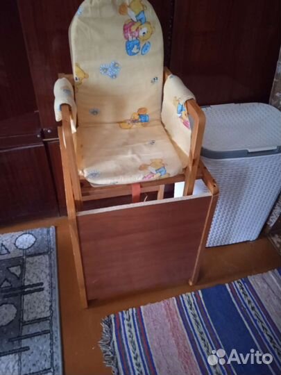 Стульчик для кормления