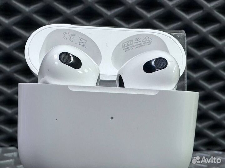 Беспроводные наушники Apple AirPods 3 (18)