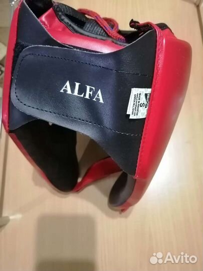 Перчатки и шлем для борьбы