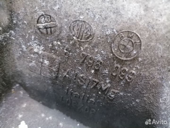 Кулак поворотный задний левый BMW 5 series F11