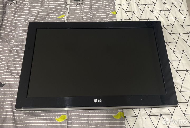 Телевизор LG (32d, 81см)