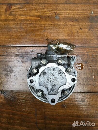 Насос гур Ауди А6 С6/3.0TDI