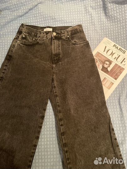 Джинсы широкие