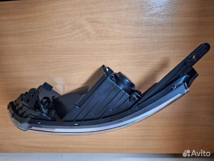 Фара передняя левая Kia Rio QB