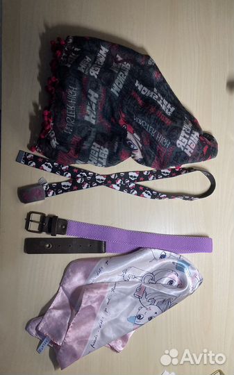 Платки шейные и ремешки для девочки