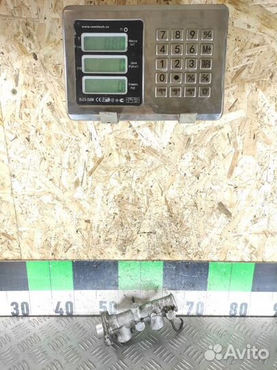 Цилиндр тормозов главный Mazda Mpv LW лв