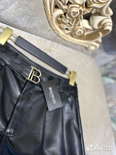 Шорты из эко кожи