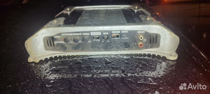 Автомобильный усилитель