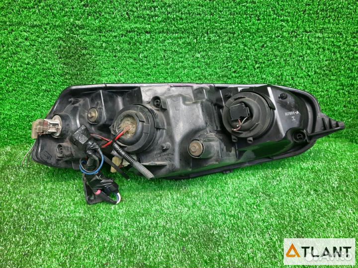 Фара передняя левая honda HR-V