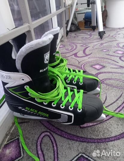 Коньки хоккейные