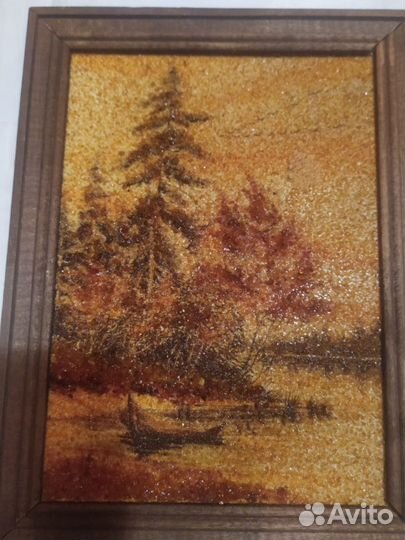 Картины из янтаря