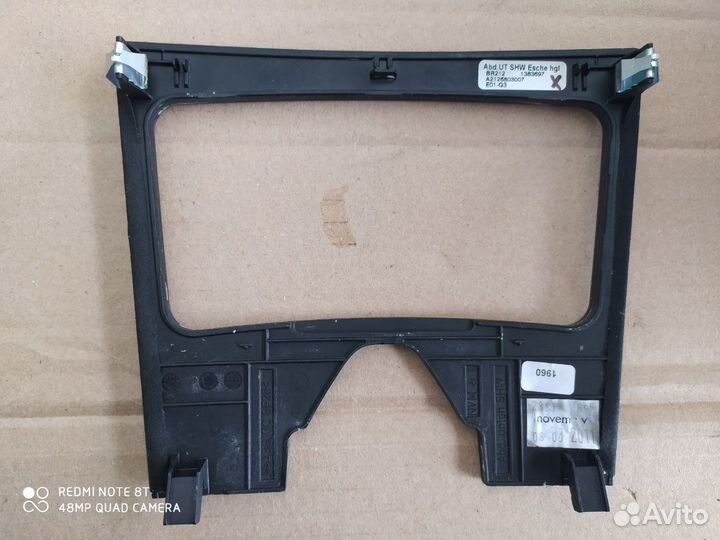 Для Мерседес w212 накладка консоли