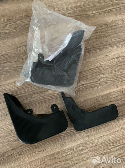 Брызговики на Мерседес w212 2010-2012 год