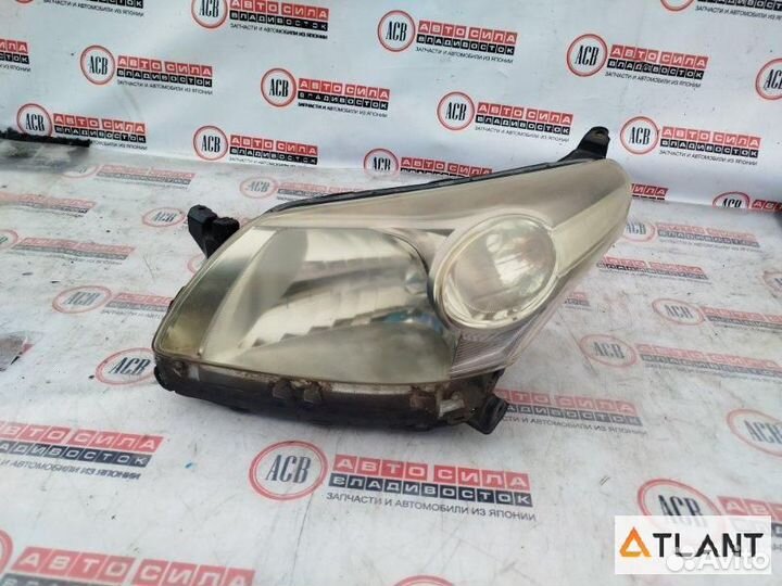 Фара левая toyota IST