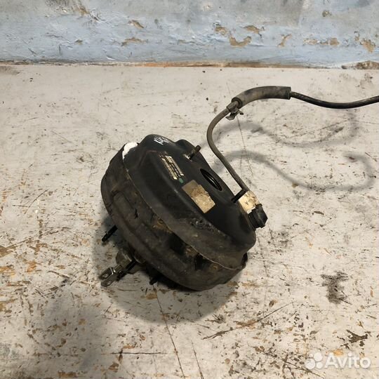 Вакуумный усилитель тормозов Ford Kuga