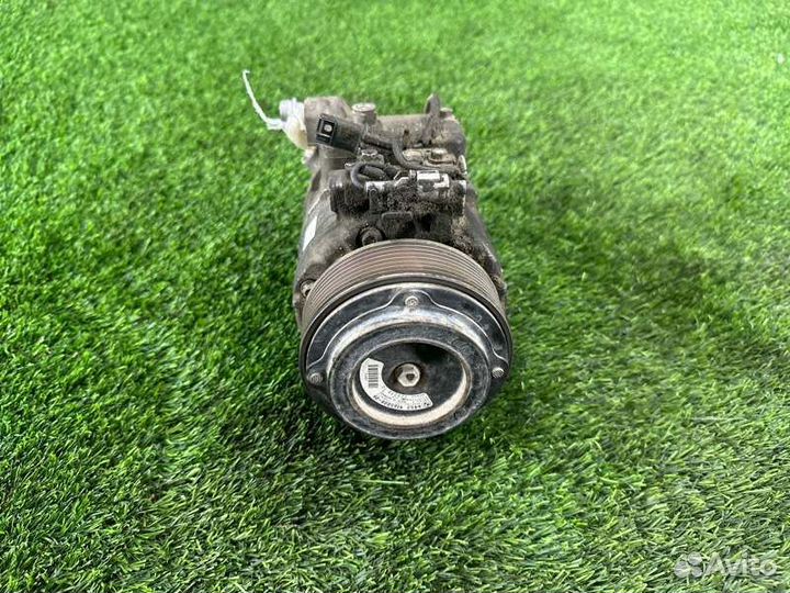 Компрессор кондиционера Bmw 5 F10 N52B25 2011