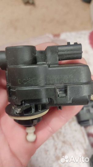 Электро корректор фар LADA