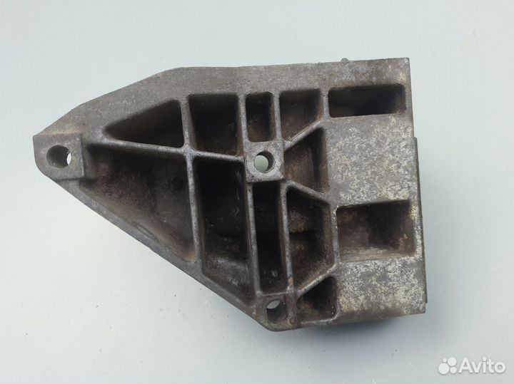 Кронштейн гидроусилителя Renault Megane 2