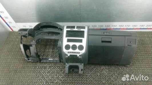 Панель приборов (торпедо) dodge caliber (6BR15IS01