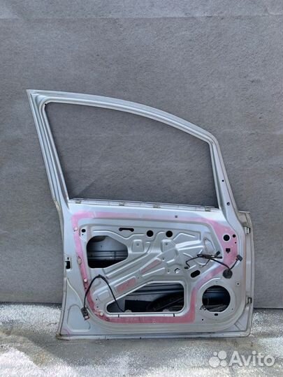 Дверь лев. перед. Opel Zafira