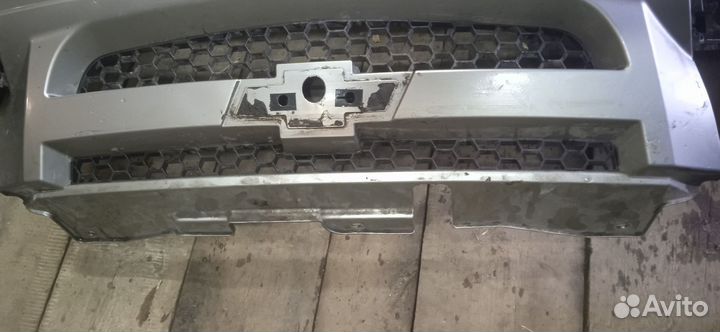 Бампер niva chevrolet б/у