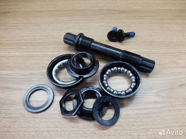 Каретка в сборе BMX (вал, подшипники, пыльники)