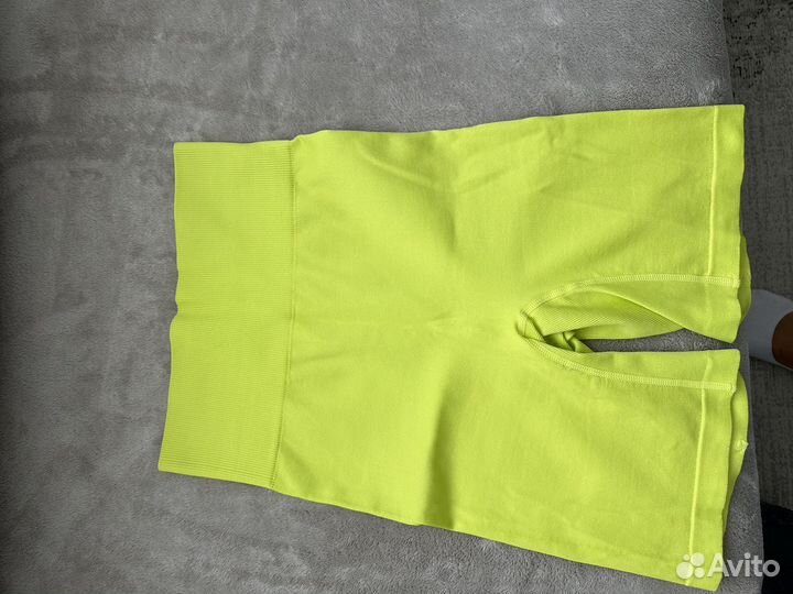 Шорты спортивные женские