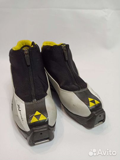 Лыжные ботинки fischer 34