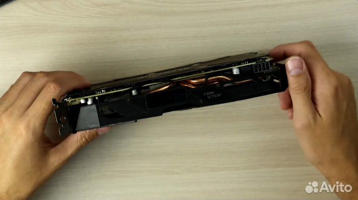 Продам видеокарту gigabyte aorus Radeon RX570 4G