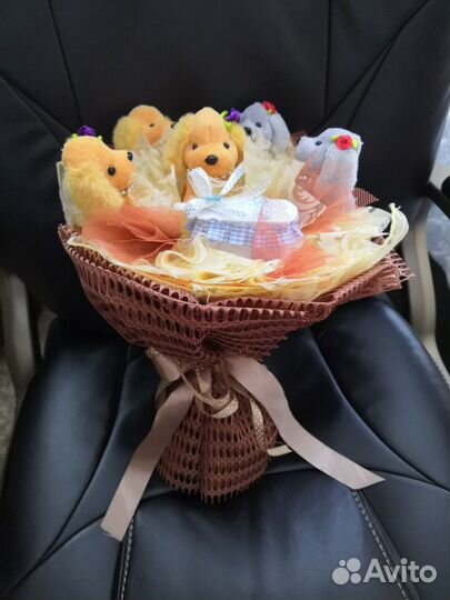 Букет из плюшевых собачек