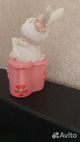 Шкатулка Зайка с цветком/зайчик полистоун