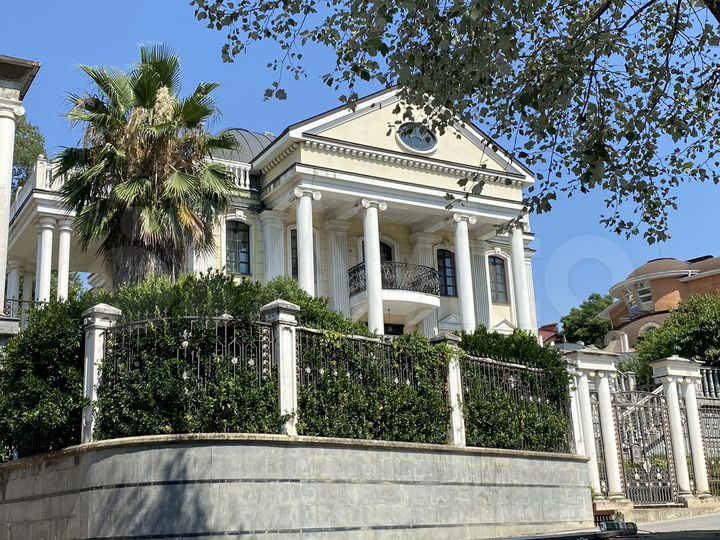 Дом 523 м² на участке 24 сот.