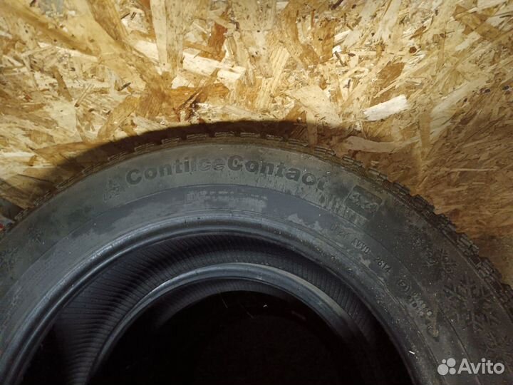 Continental Conti4x4IceContact 225/65 R17
