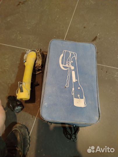 Виброприсоска для укладки плитки