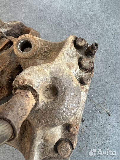 Суппорт задний mercedes w123