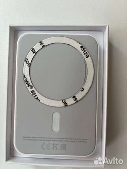 Power bank для iPhone
