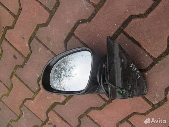 Зеркало левое Volkswagen Passat B6 2006-2011