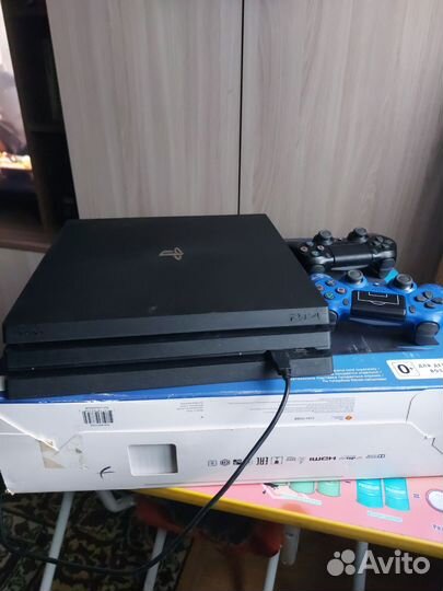 Sony playstation 4 pro 1tb