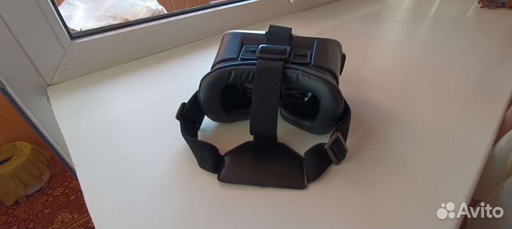 Vr BOX (очки виртуальной реальности)