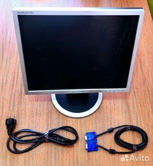 Монитор Samsung 17