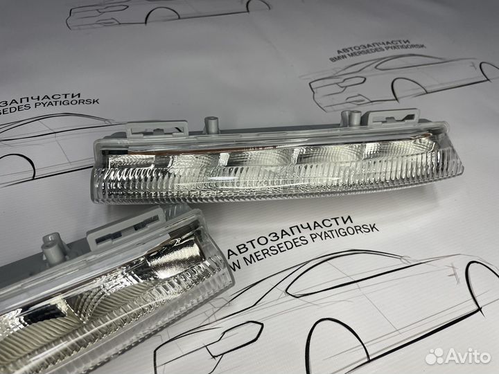 Дневные ходовые огни Mercedes W212 W204 новые