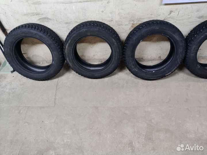 Nokian Tyres Hakkapeliitta 9 185/60 R15 88T